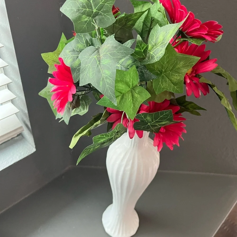 Elegant White Vase with Pink Accents